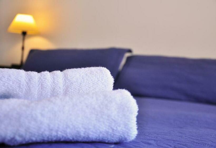 اتاق استاندارد, Linz