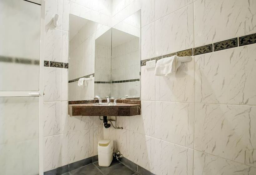 اتاق استاندارد, Parada