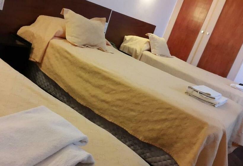 トリプルクラシックルーム, Regidor