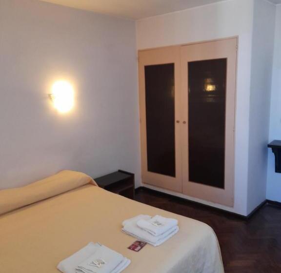 ２ベッドスイートルーム, Regidor