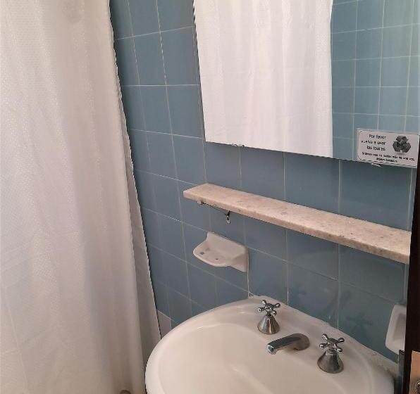 ２ベッドスイートルーム, Regidor