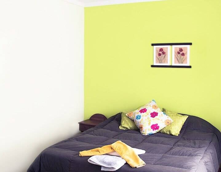 スタンダードルーム, Rumel Quimey Quipan