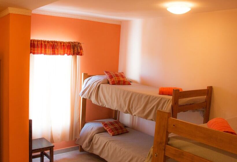 スタンダードルーム, Rumel Quimey Quipan