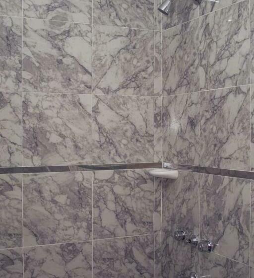 스탠다드 트리플 룸, San Diego