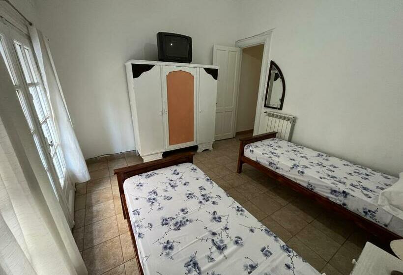 اتاق استاندارد با سرویس بهداشتی مشترک, Sevilla Home