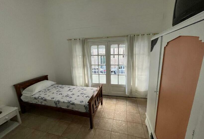 اتاق استاندارد با سرویس بهداشتی مشترک, Sevilla Home