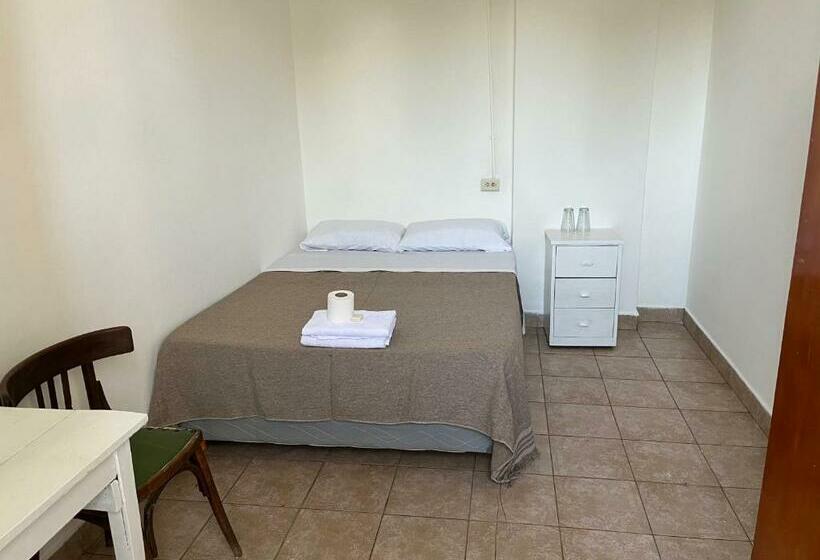 اتاق استاندارد با سرویس بهداشتی مشترک, Sevilla Home