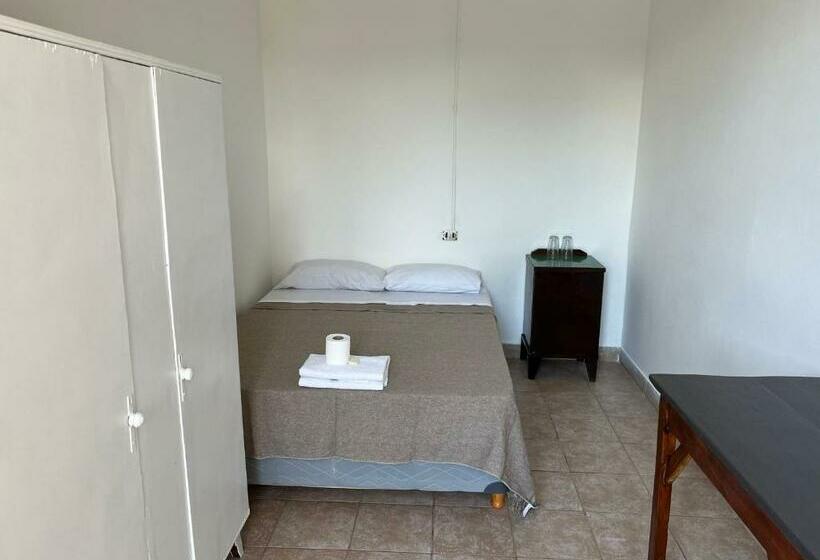 اتاق استاندارد با سرویس بهداشتی مشترک, Sevilla Home