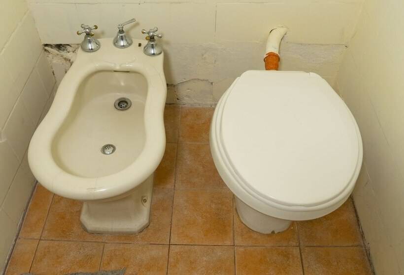 اتاق استاندارد چهار تخته, Sevilla Home