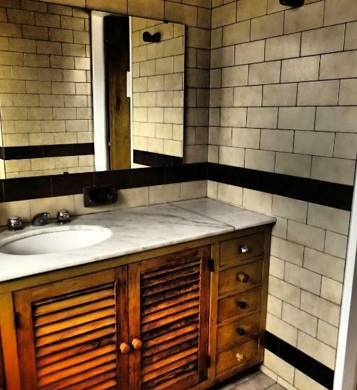 اتاق سوپریور, Open House Hostel