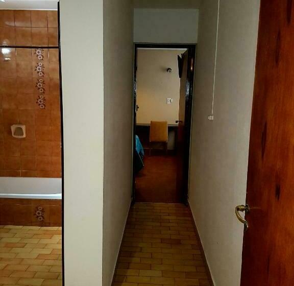 اتاق استاندارد, Open House Hostel