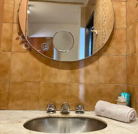 اتاق استاندارد, Open House Hostel