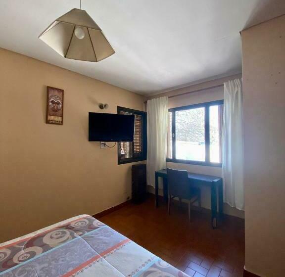 اتاق استاندارد, Open House Hostel