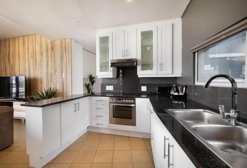 آپارتمان کامفورت 3 خوابه, Point Waterfront Apartments