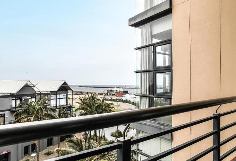 3 Bedroom Deluxe Apartment Sea View, Point Waterfront Apartments