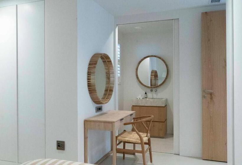 1 Bedroom Penthouse Apartment, Point Waterfront Apartments