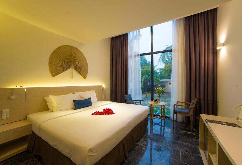 اتاق لوکس با چشمانداز باغ, Temple Da Nang Resort
