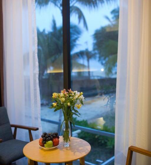 اتاق لوکس با چشمانداز باغ, Temple Da Nang Resort