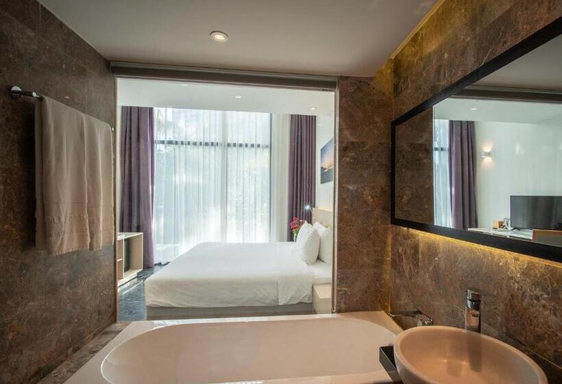اتاق لوکس با چشمانداز باغ, Temple Da Nang Resort