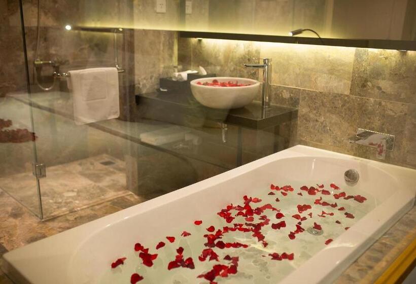 اتاق استاندارد با چشمانداز باغ, Temple Da Nang Resort