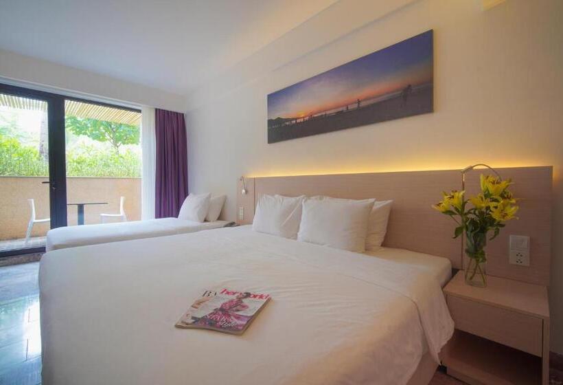 اتاق استاندارد سه تخته با چشمانداز باغ, Temple Da Nang Resort