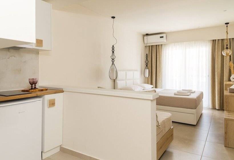 小型套房, Mystery Suites & Apartments