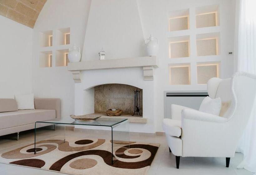 جناح مزود بحمام سباحة, Masseria Muntibianchi Agriresort Restaurant & Spa