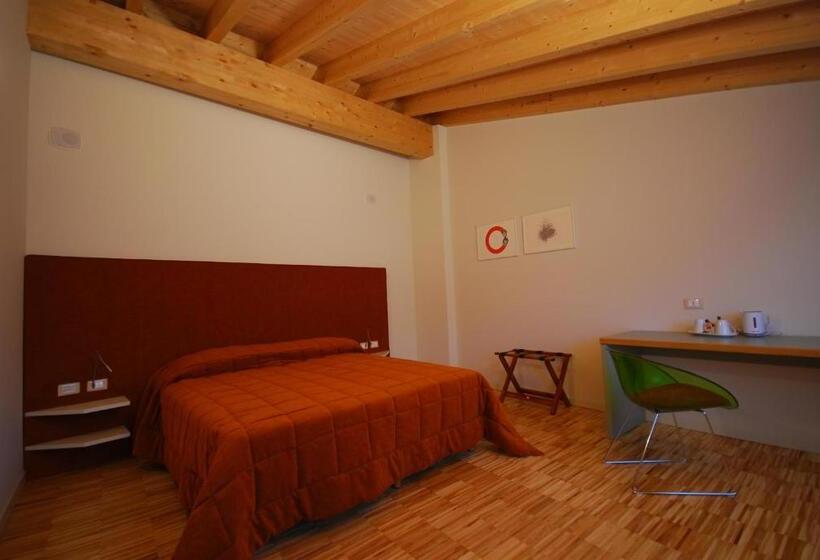 スーペリアールーム, Stile Libero