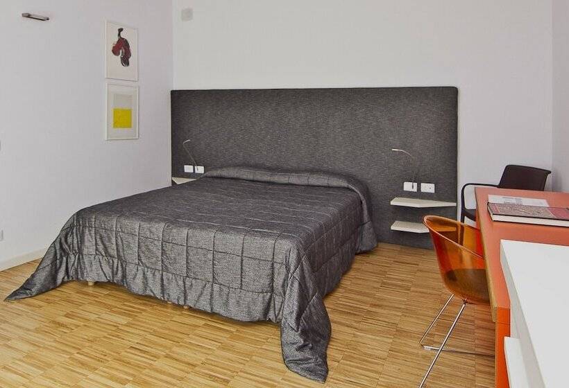 スタンダードルーム, Stile Libero