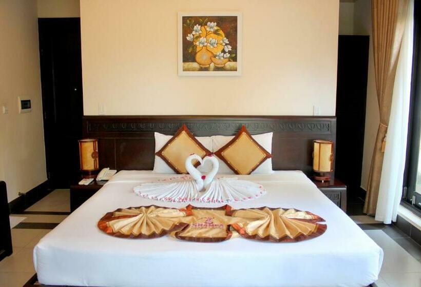 بانگلوی استاندارد, Champa Resort & Spa