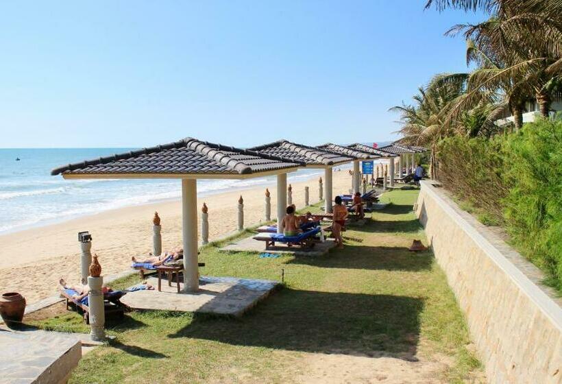 بانگلوی استاندارد, Champa Resort & Spa