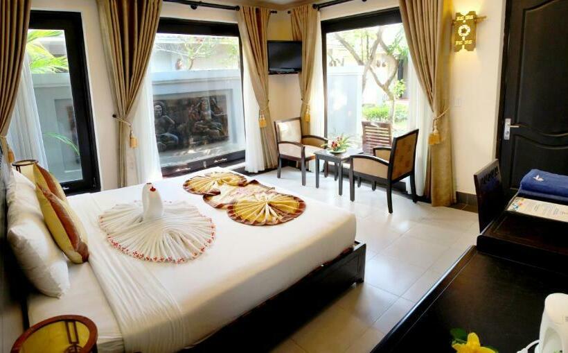 بانگلوی استاندارد, Champa Resort & Spa