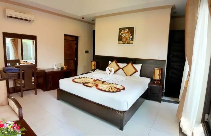 بانگلوی استاندارد, Champa Resort & Spa