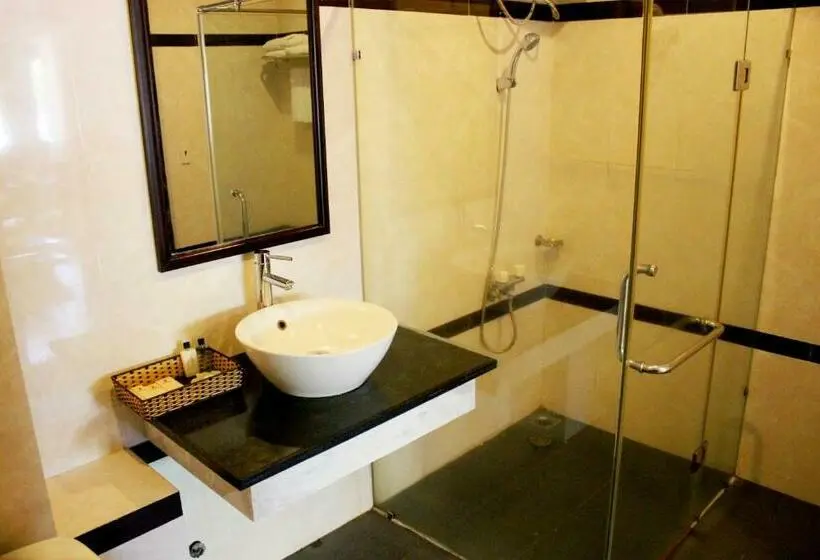 اتاق لوکس با بالکن, Champa Resort & Spa