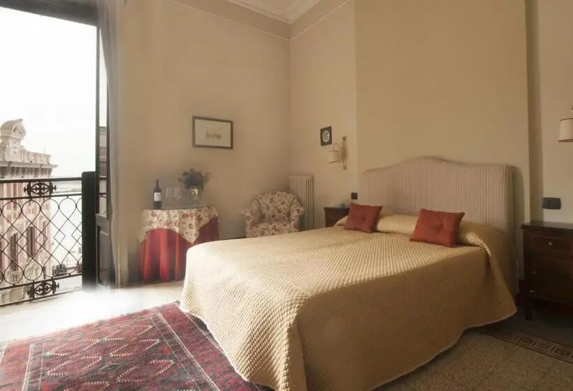 اتاق ساده سه‌ نفره, Alla Marina Bed And Breakfast
