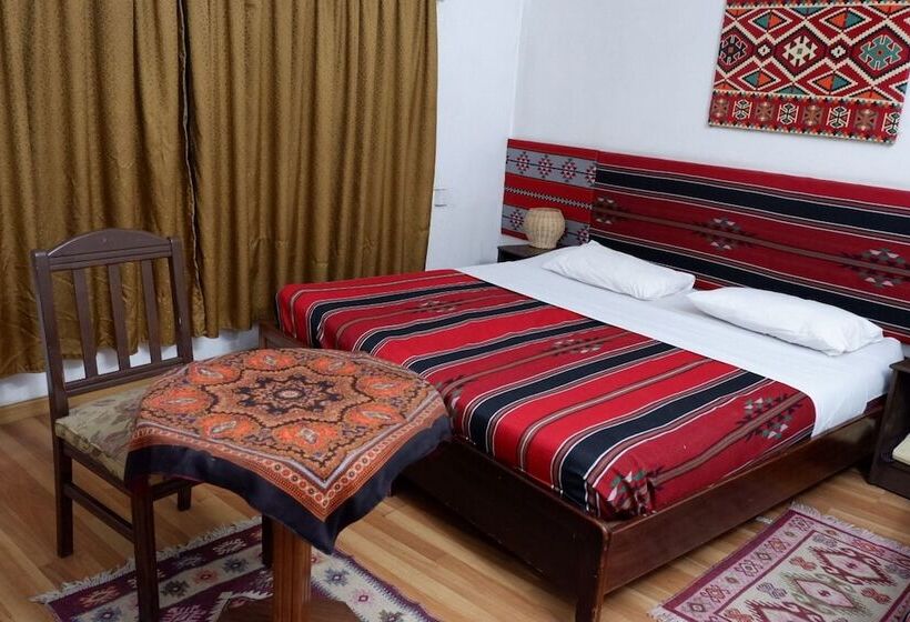 اتاق استاندارد سه نفره, Pasha Boutique