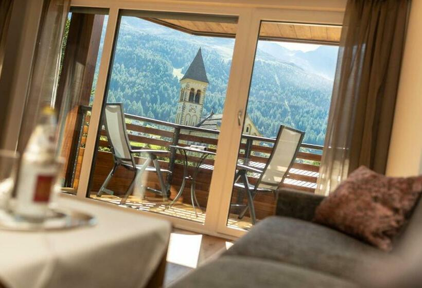 小型套房带阳台, Eller