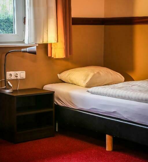 Номер Стандарт Индивидуальный Совместная Ванная, Frans Op Den Bult