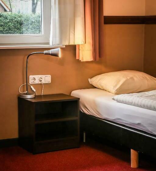 Номер Стандарт Индивидуальный Совместная Ванная, Frans Op Den Bult