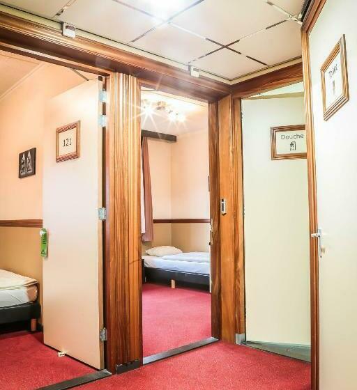 Quarto Estandar Individual Banheiro Compartilhado, Frans Op Den Bult