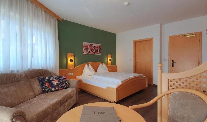 Comfort room with balcony, Garni Herz