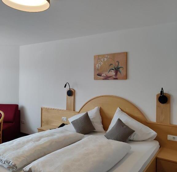 标准间带露台, Garni Herz