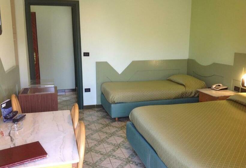 スタンダード４人部屋, Giovanna