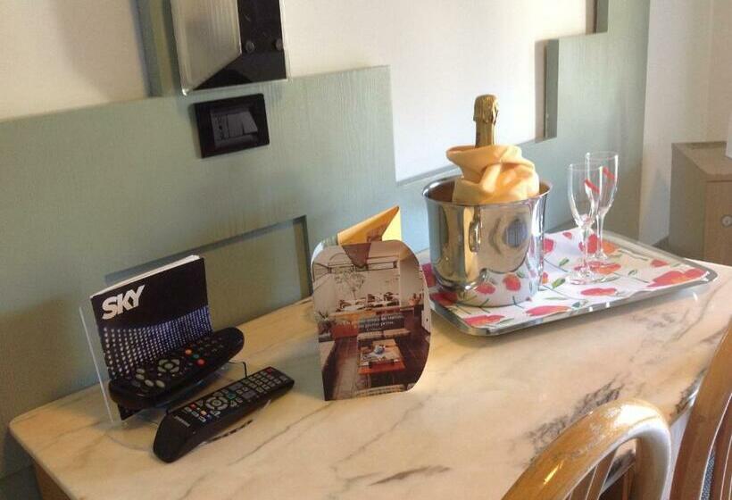 スタンダード5人部屋, Giovanna