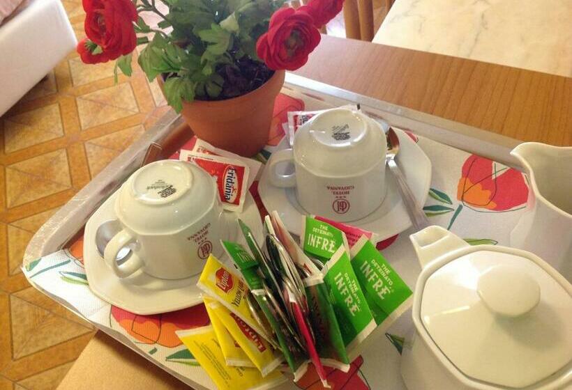 スタンダード5人部屋, Giovanna