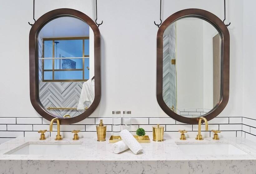 エクゼクティブスイート, Halcyon A Hotel In Cherry Creek