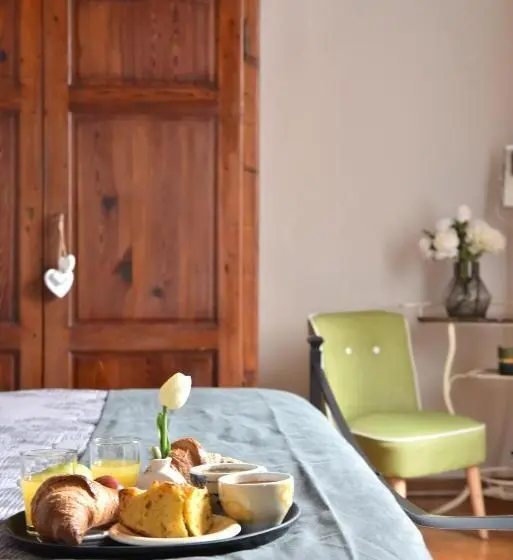 آپارتمان 2 خوابه, Il Giglio B&b
