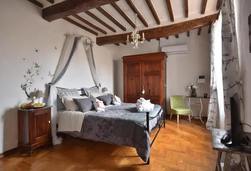 آپارتمان 2 خوابه, Il Giglio B&b