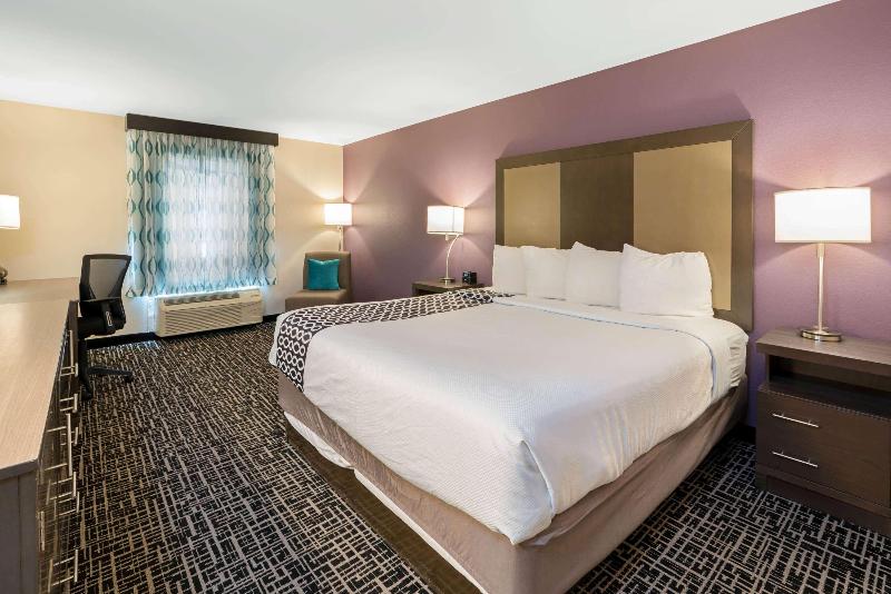 キングサイズベッドのスタンダードルーム, La Quinta By Wyndham Williams Grand Canyon Area