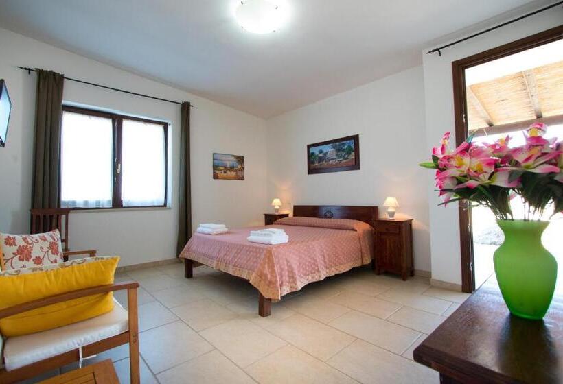 スーペリアールーム, Bio Agriturismo Masseria La Palombara